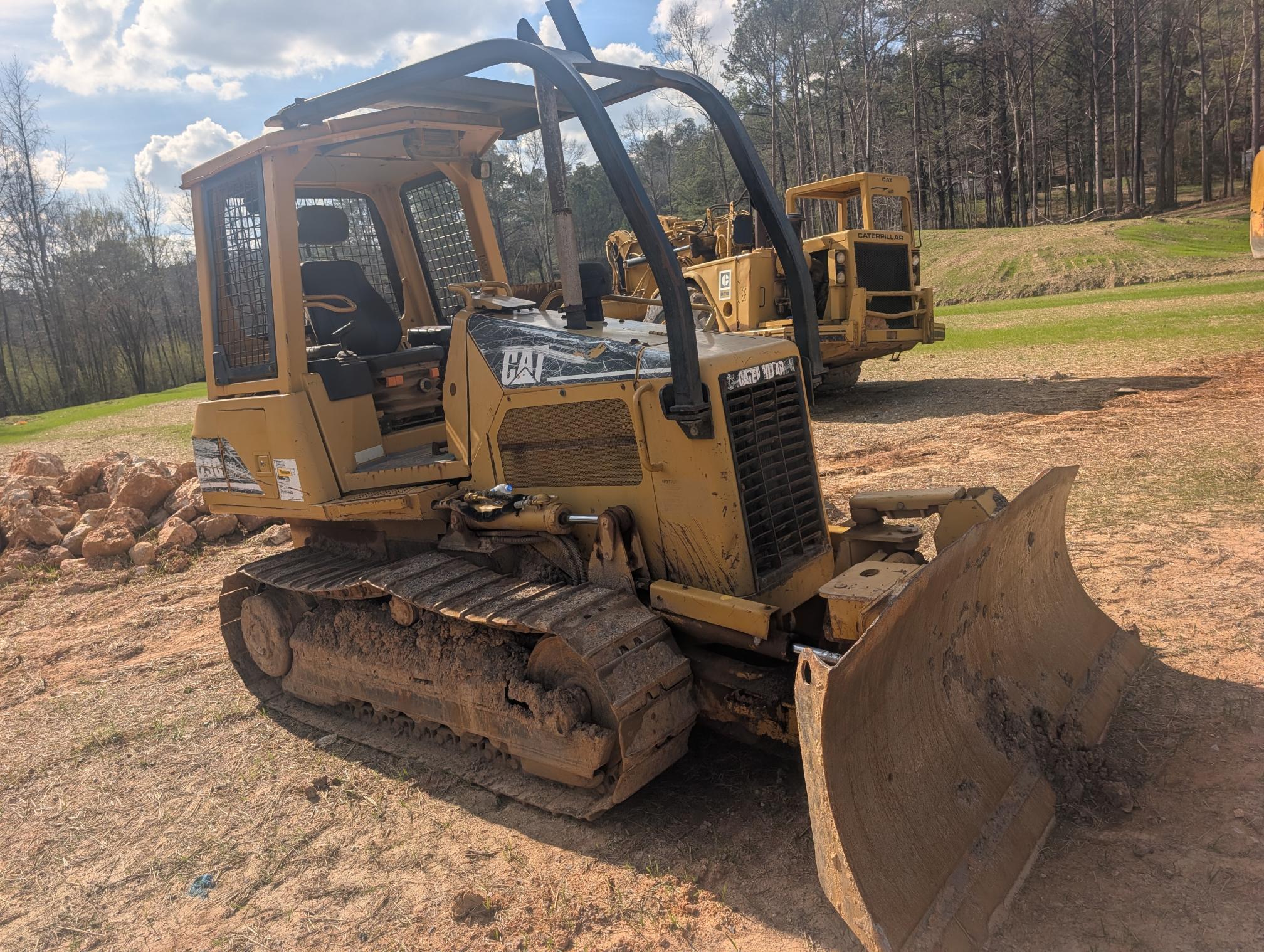 2006 CATERPILLAR D3G