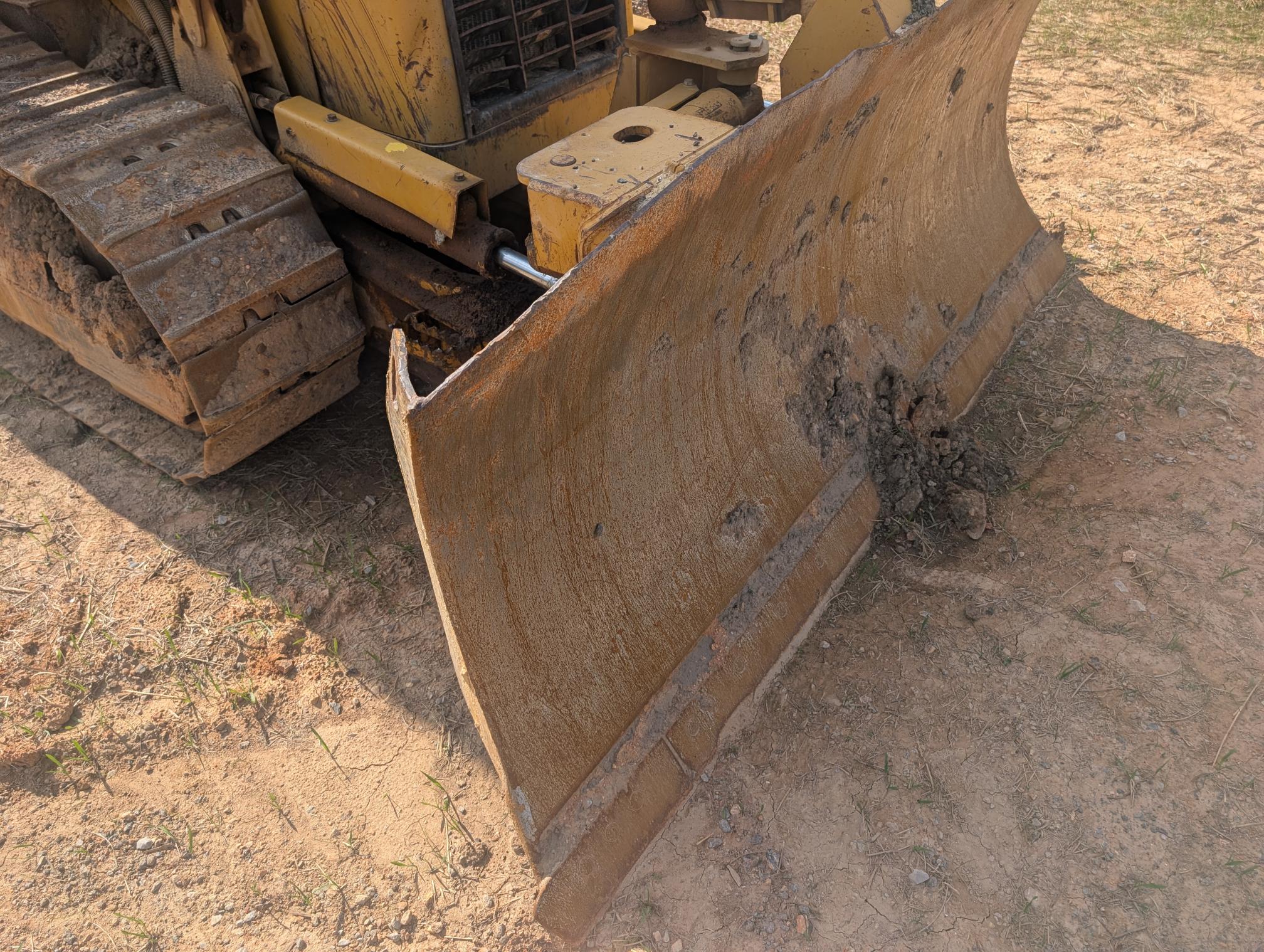 2006 CATERPILLAR D3G - Image 13