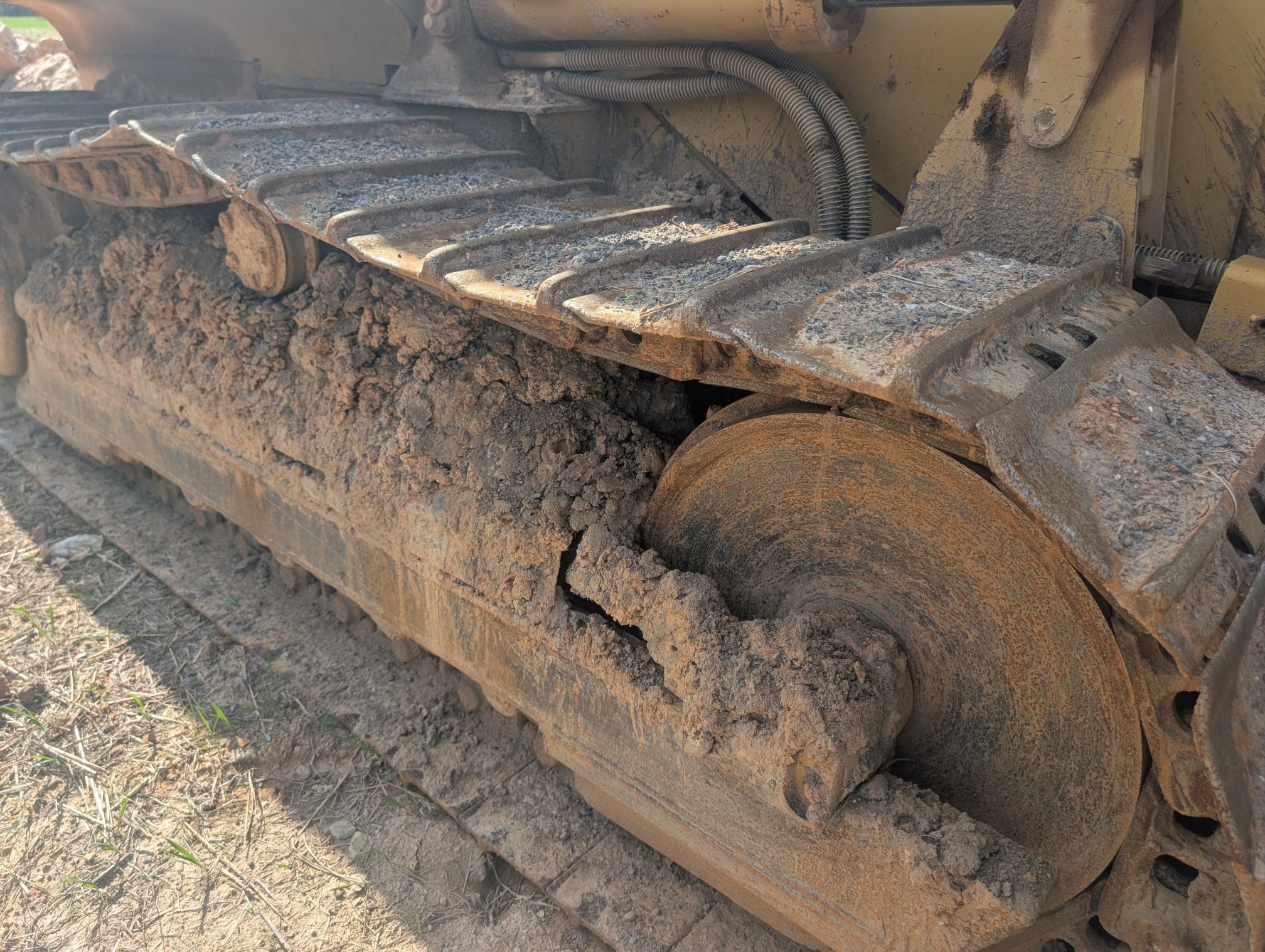 2006 CATERPILLAR D3G - Image 16