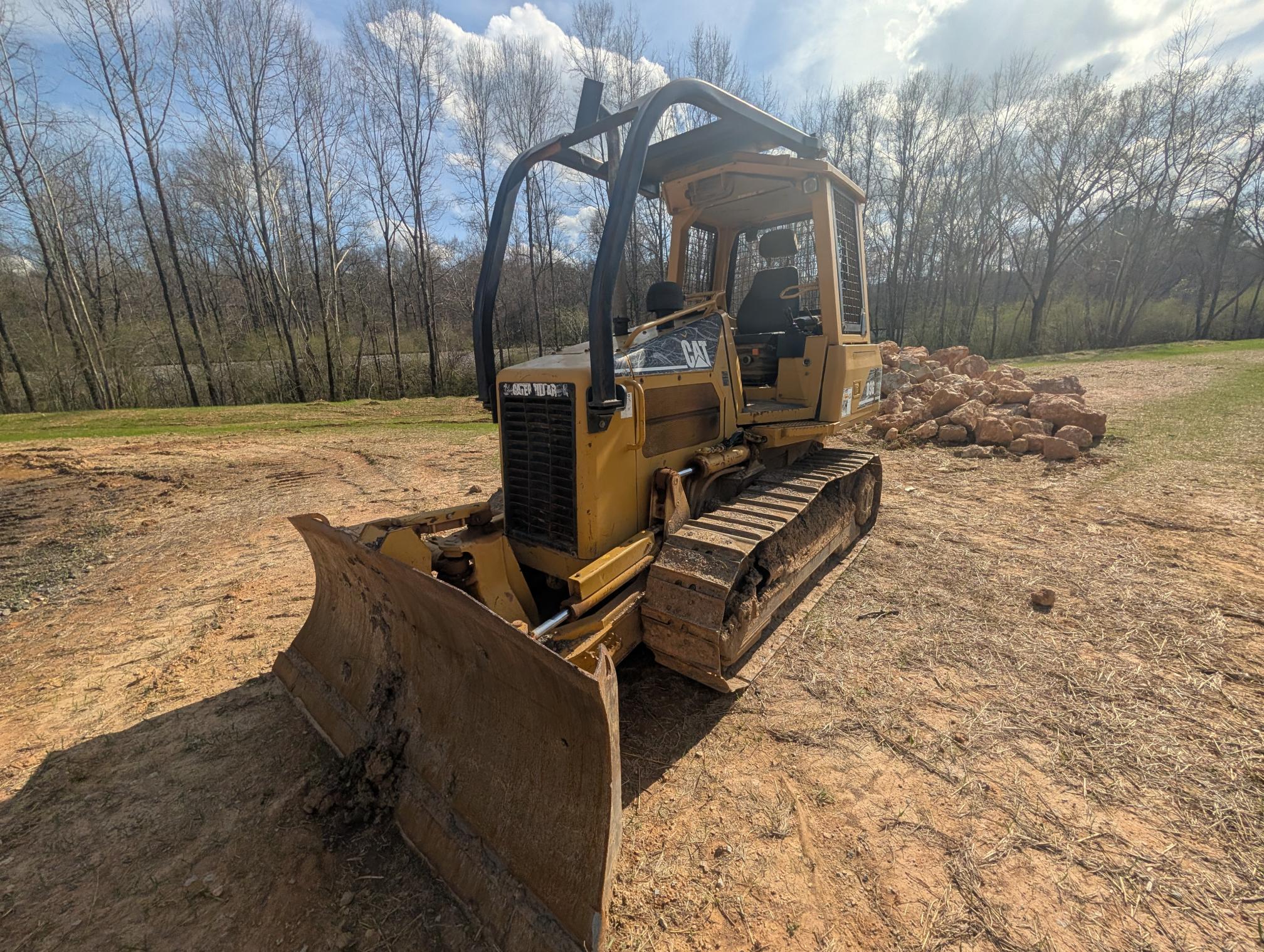 2006 CATERPILLAR D3G - Image 3