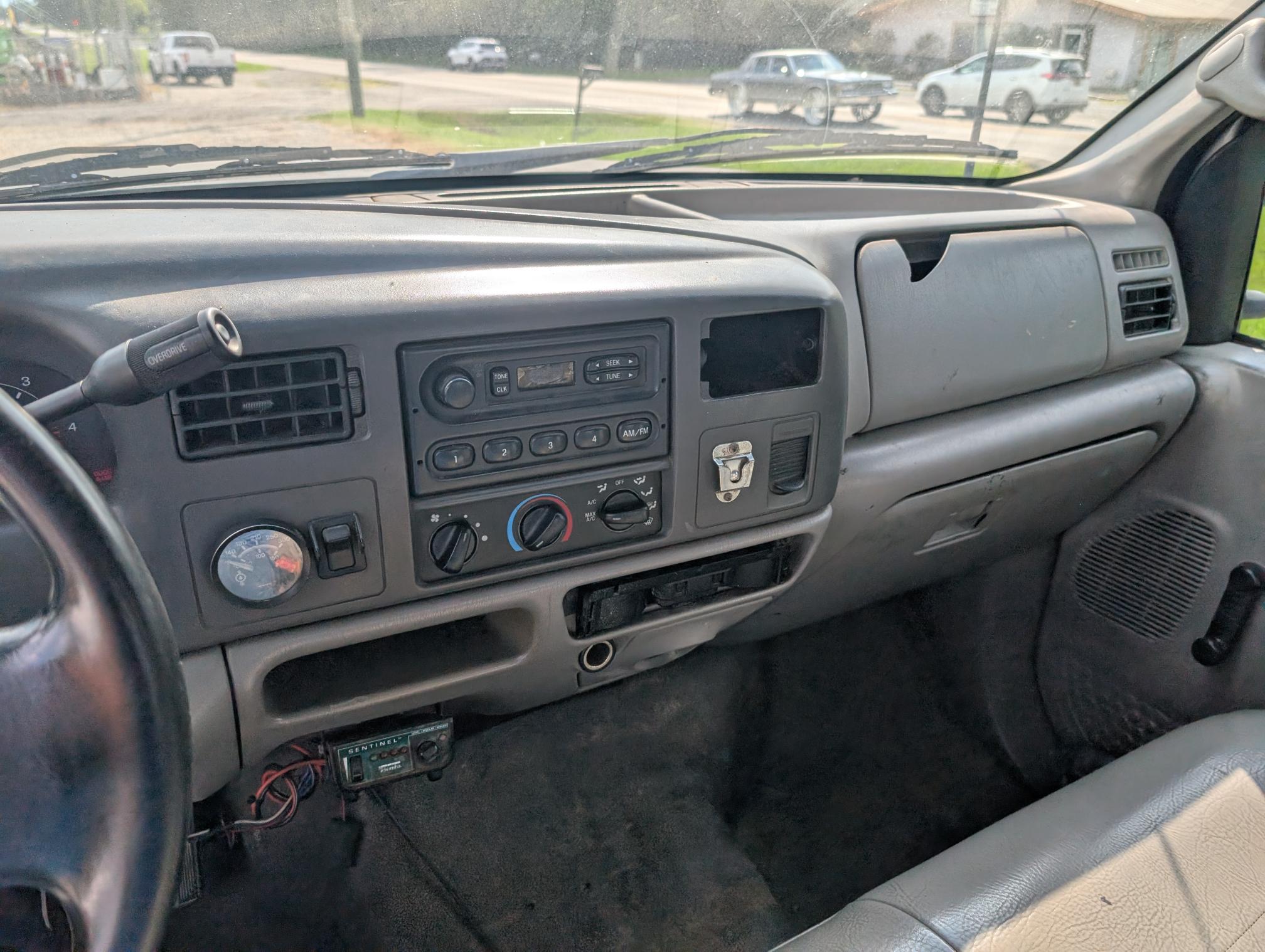 2000 FORD F450 - Image 21