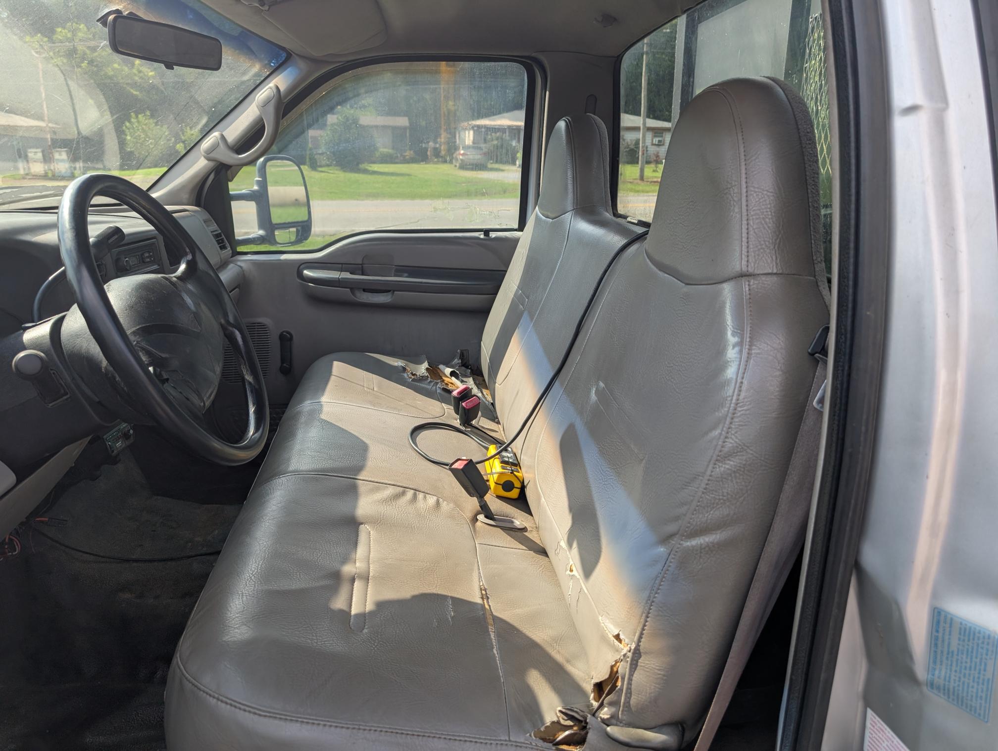 2000 FORD F450 - Image 18