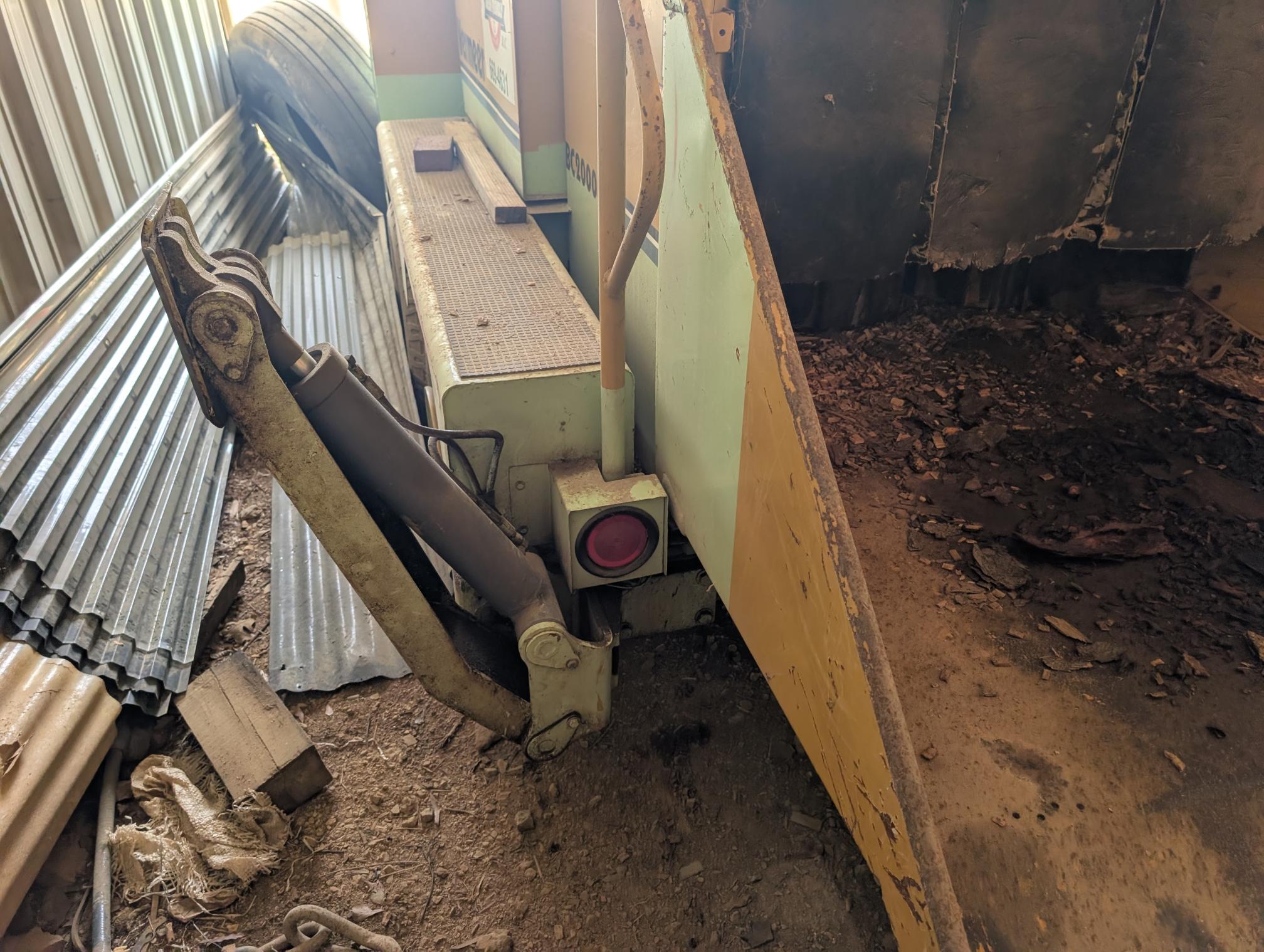 2002 VERMEER BC2000 - view 18 of 21