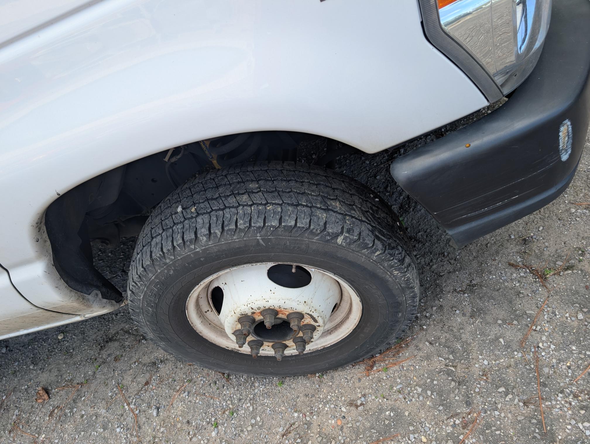 2018 FORD E450 - view 9 of 28