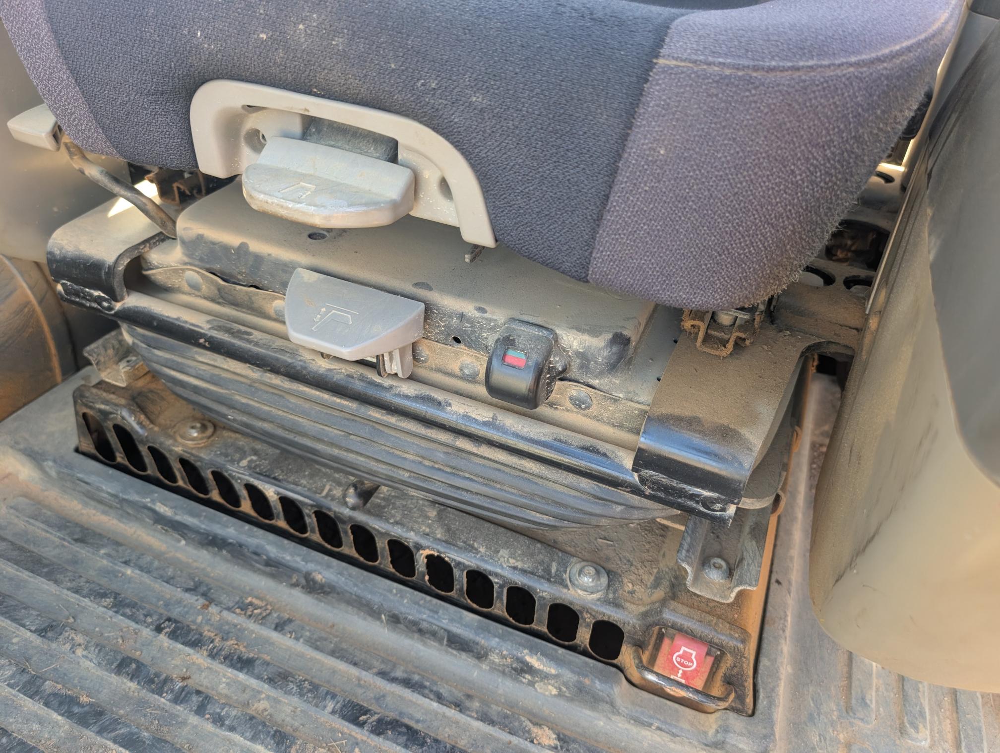 2021 KOMATSU PC490LC-11 - Image 26