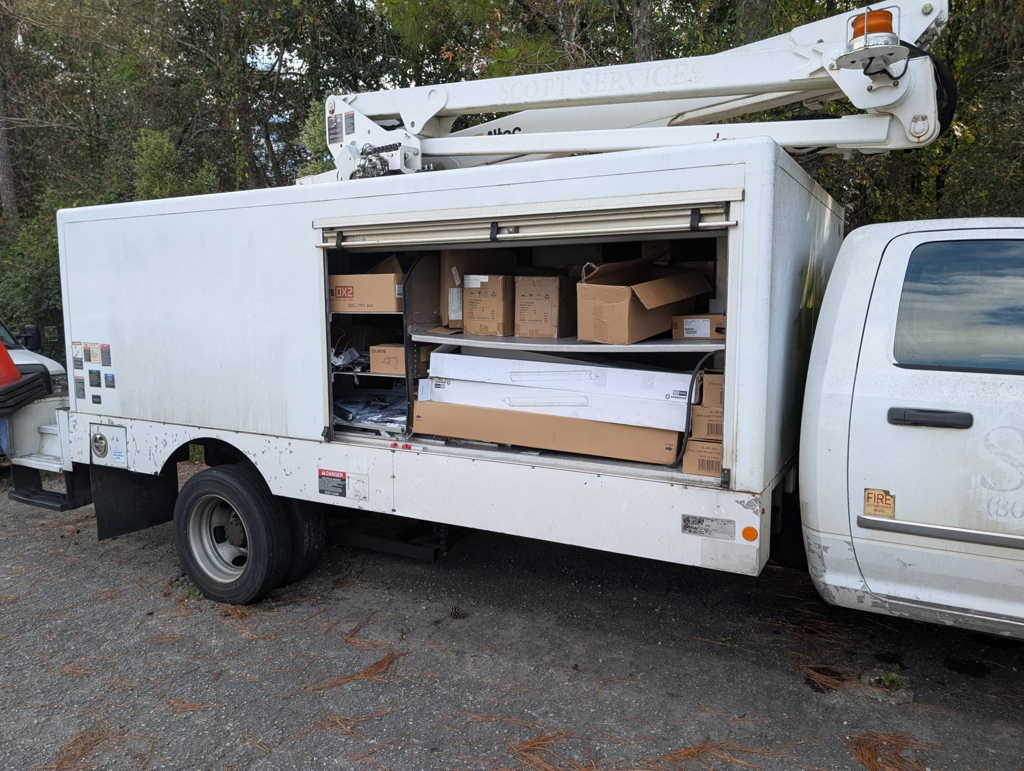 2017 RAM 5500 - view 4 of 20