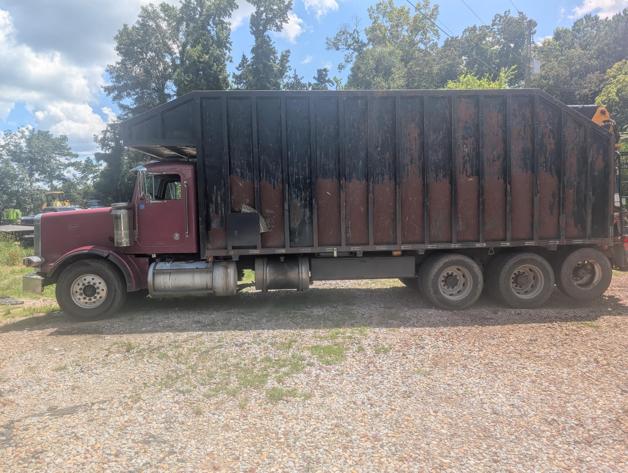 1995 PETERBILT 330 - Image 35
