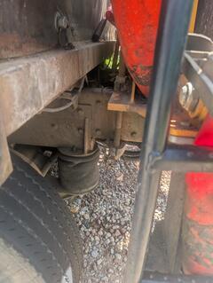 1995 PETERBILT 330 - Image 38