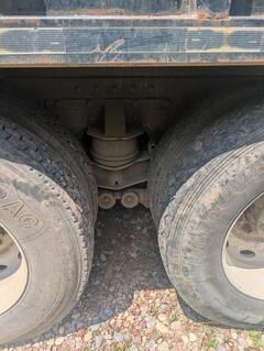 1995 PETERBILT 330 - Image 10