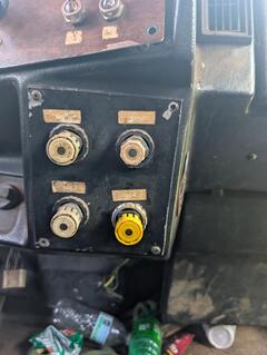 1995 PETERBILT 330 - Image 5