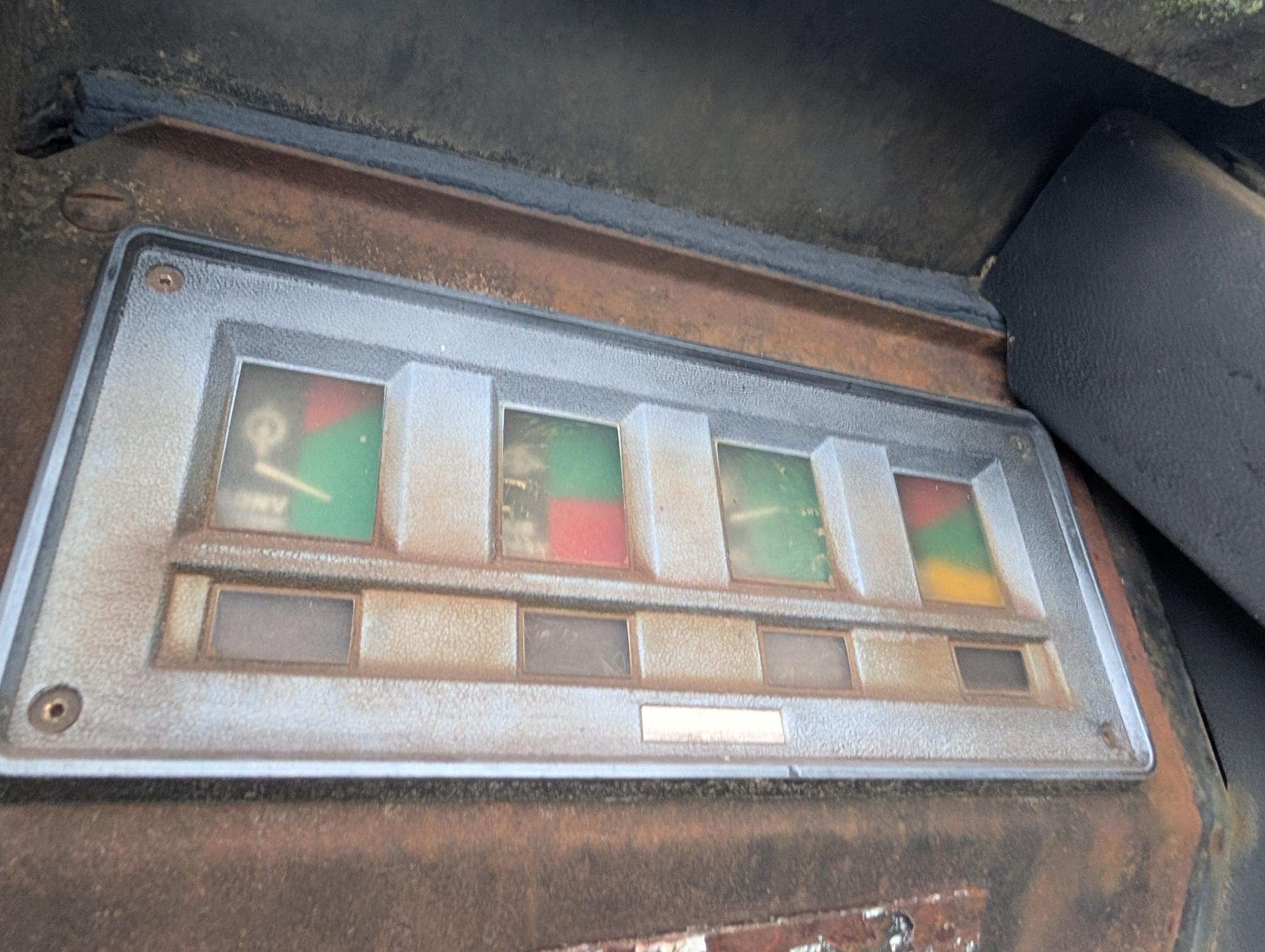 1984 CASE 125B - Image 33