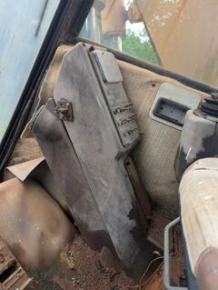 1984 CASE 125B - Image 31