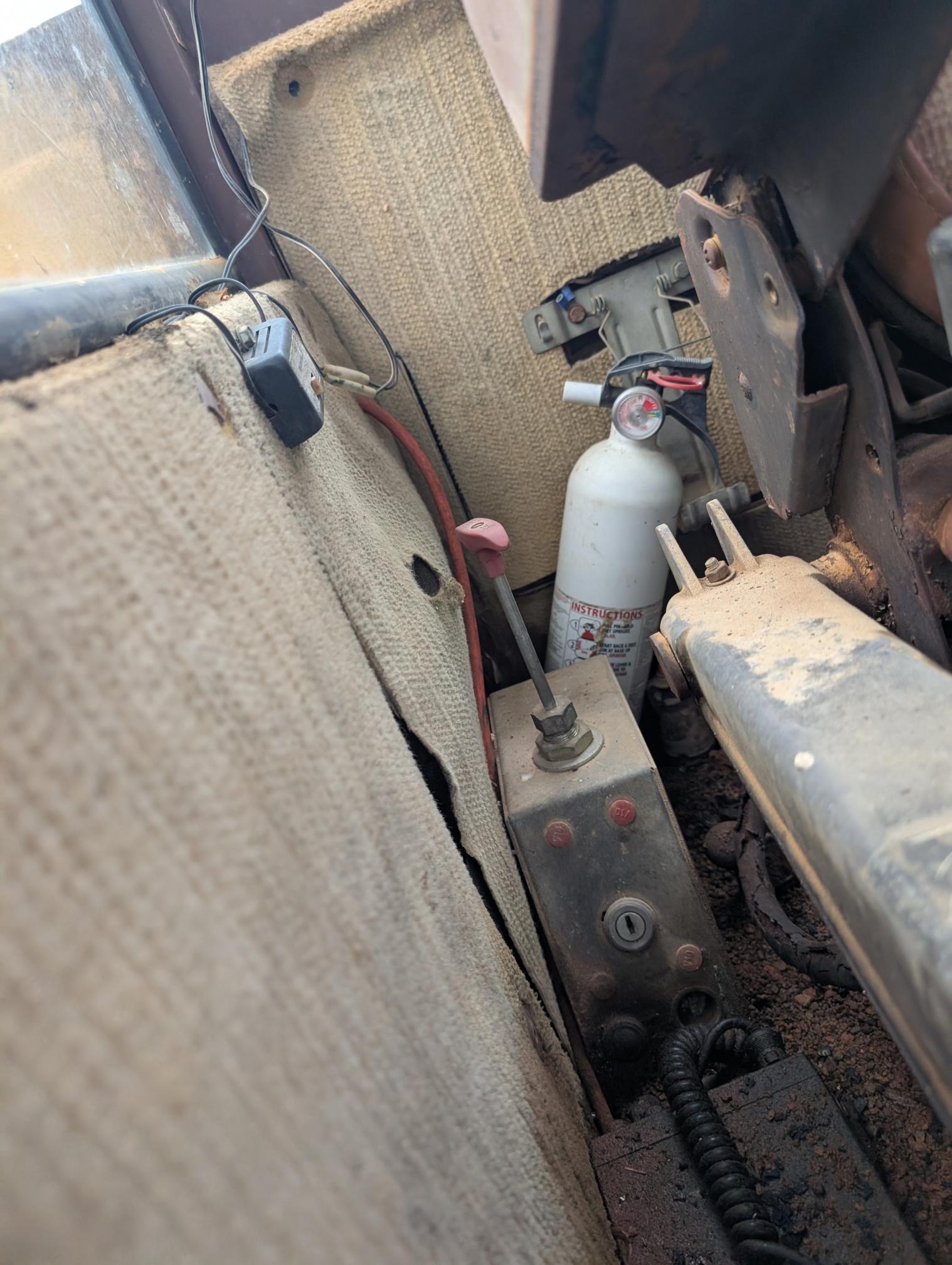 1984 CASE 125B - Image 28