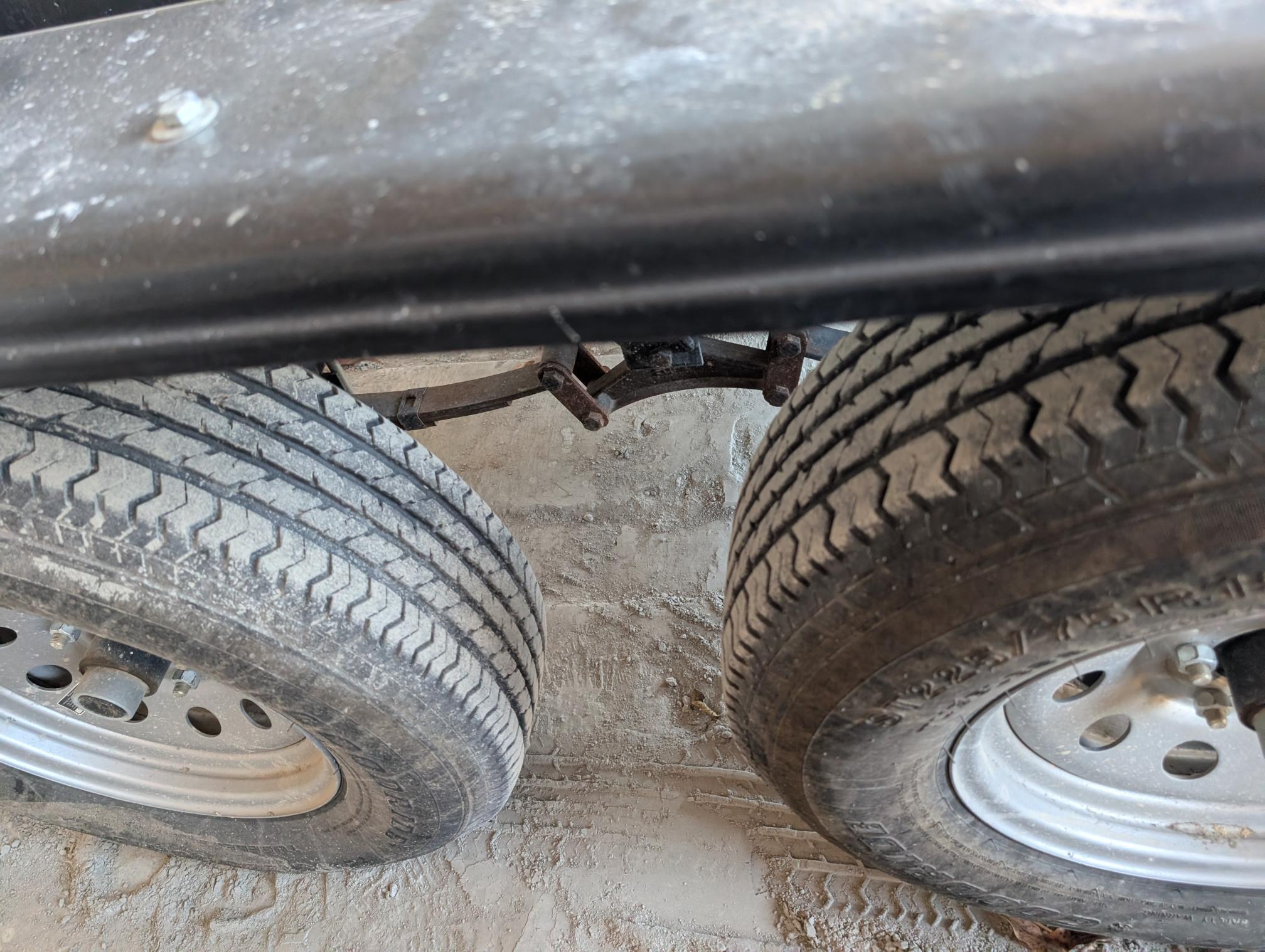 2023 ERNEST INDUSTRIES The Short Stop Trailer Mixer - Image 11