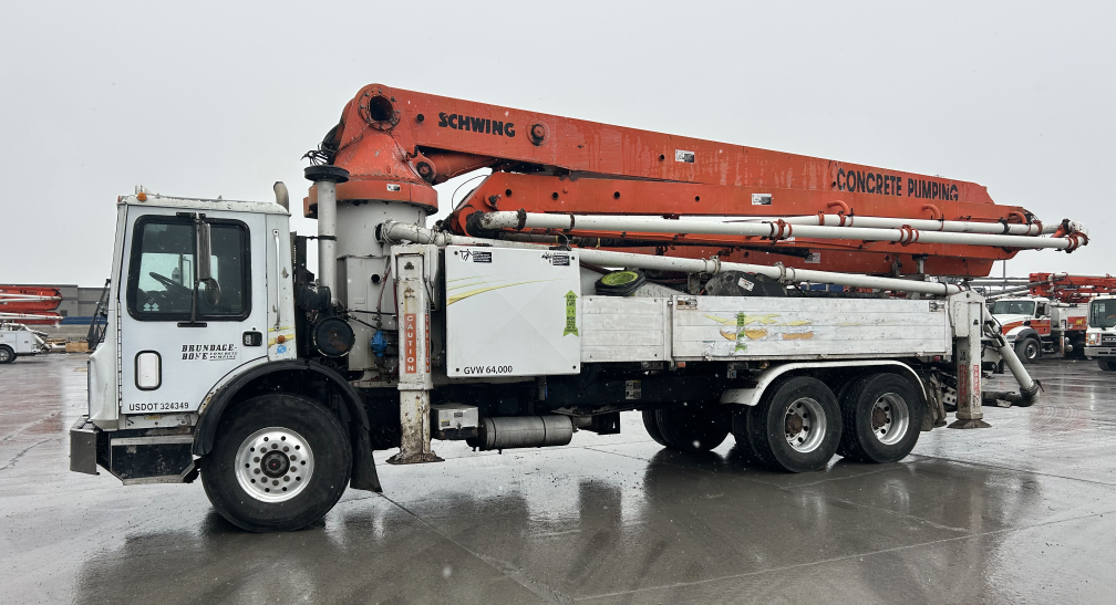 2006 MACK MR688S - view 1 of 7