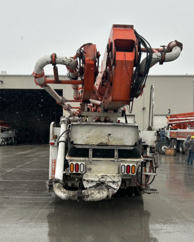 2006 MACK MR688S - Image 4