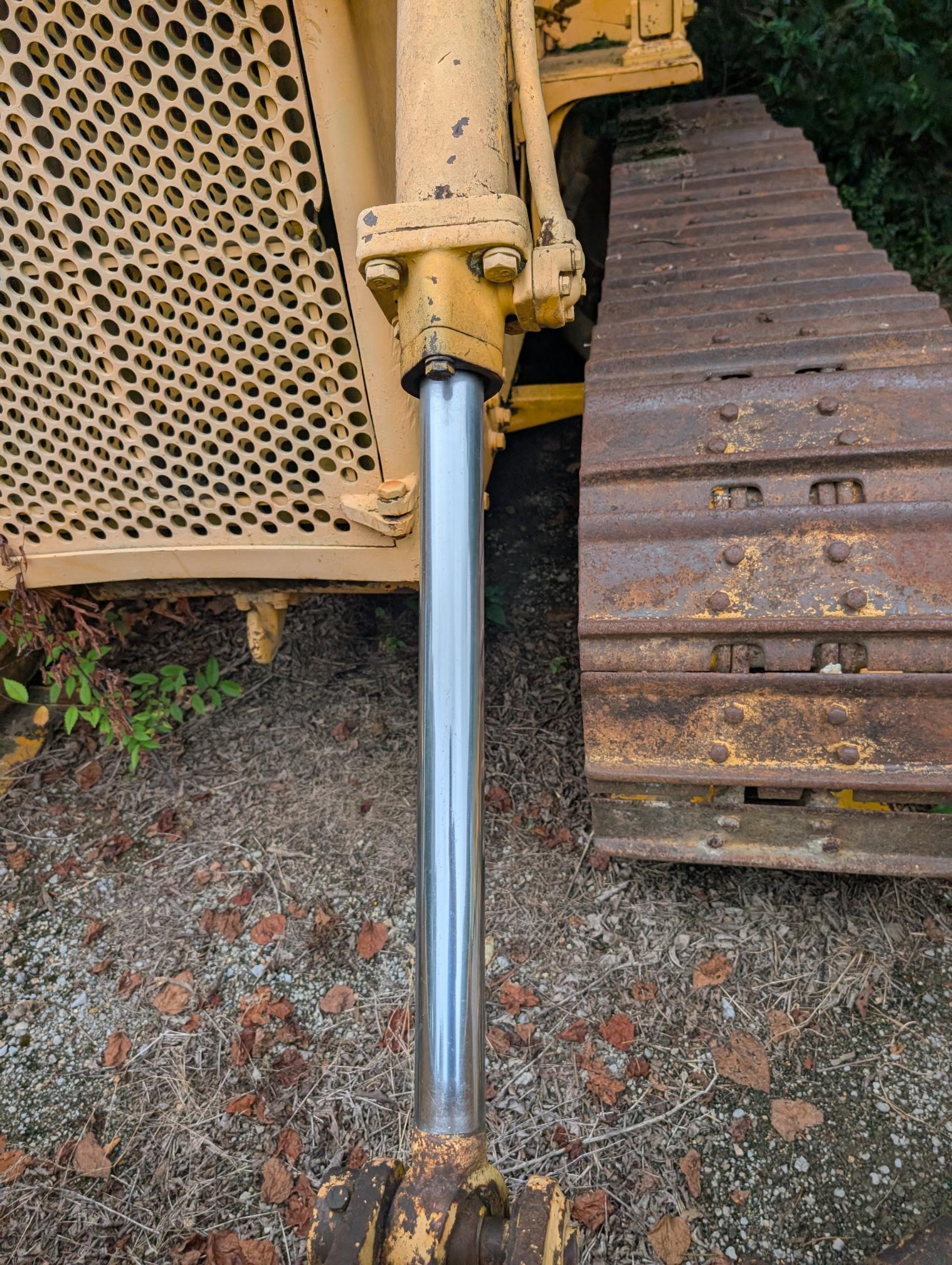 1984 KOMATSU D45P - Image 7