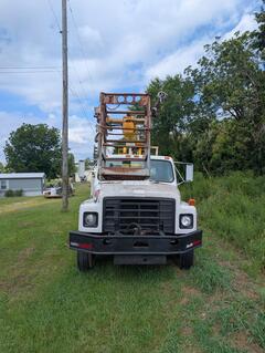 1985 INTERNATIONAL S1900 - Image 3