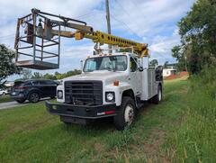 1985 INTERNATIONAL S1900 - Image 2