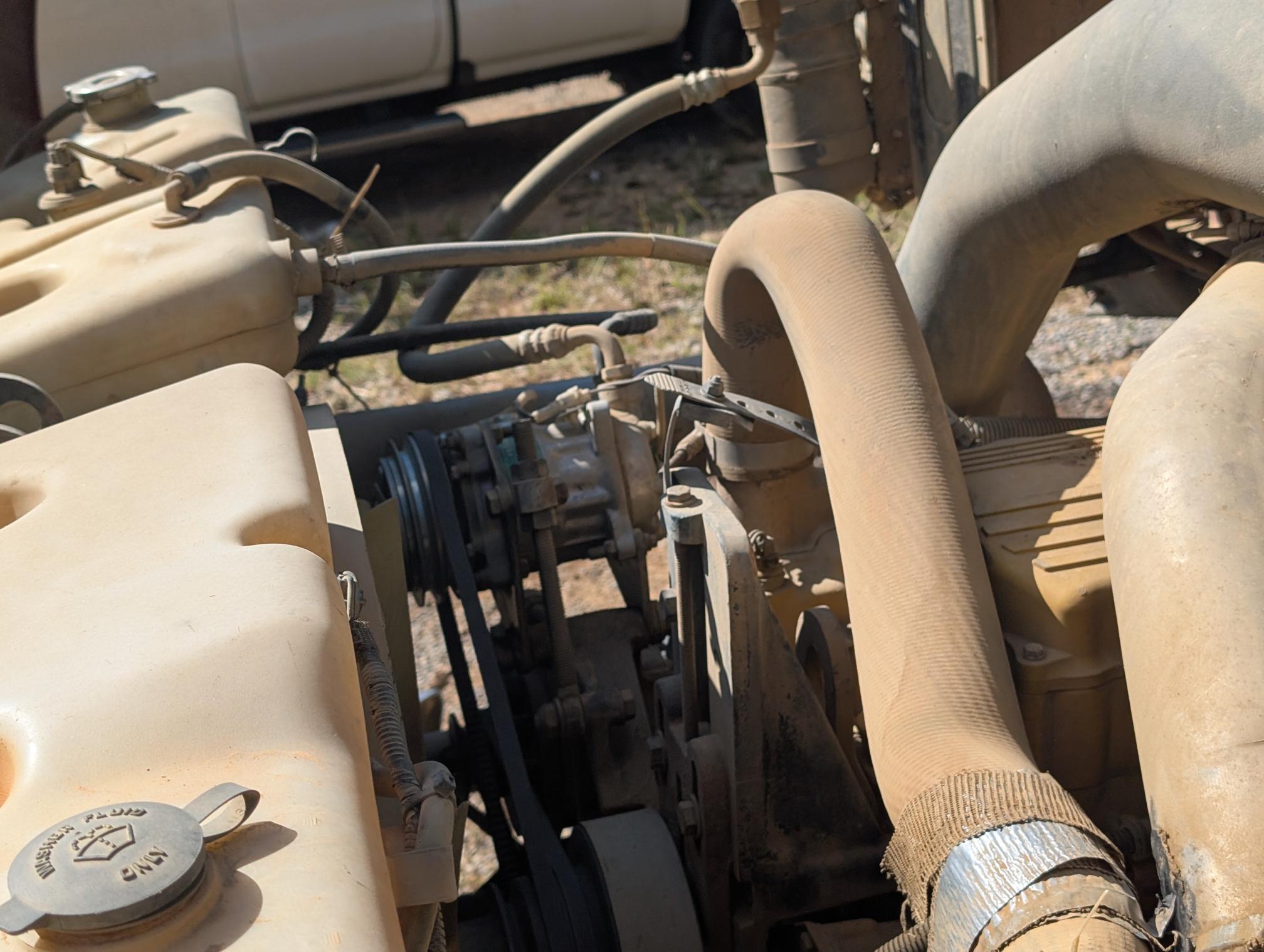 2000 STERLING LT9500 - Image 22