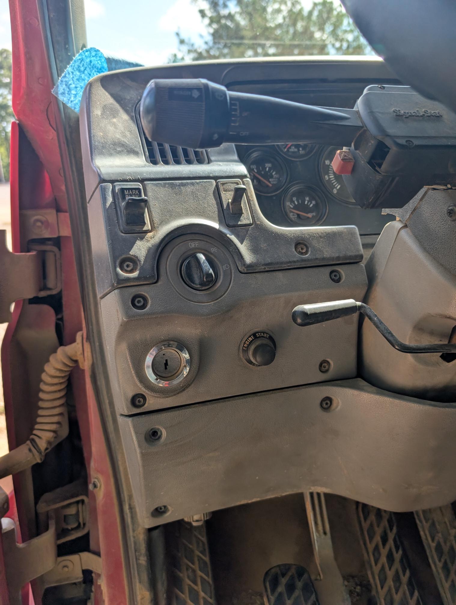 2000 STERLING LT9500 - Image 19