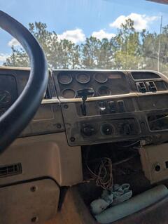 2000 STERLING LT9500 - Image 6