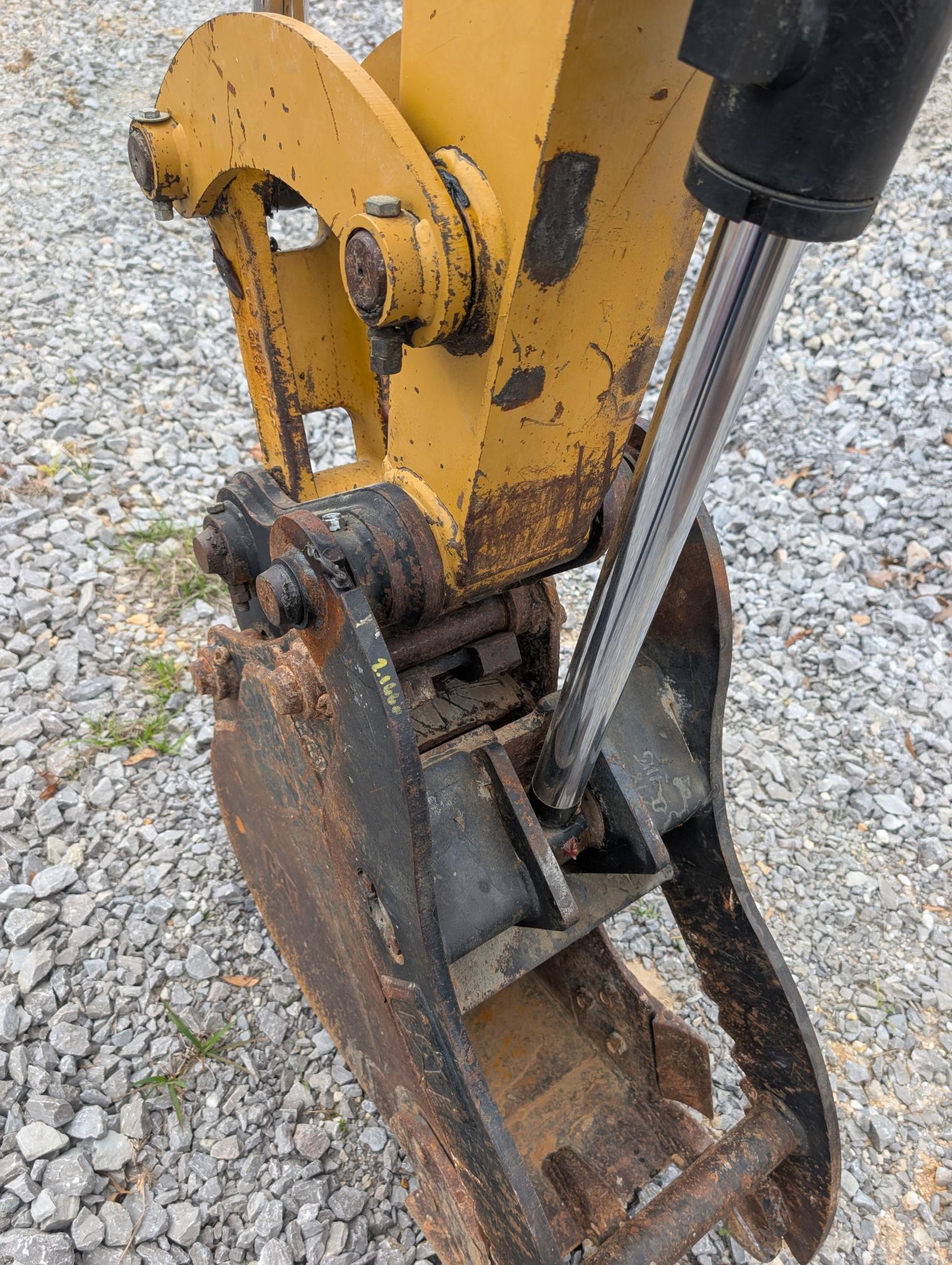 2011 CATERPILLAR 305D CR - view 10 of 19