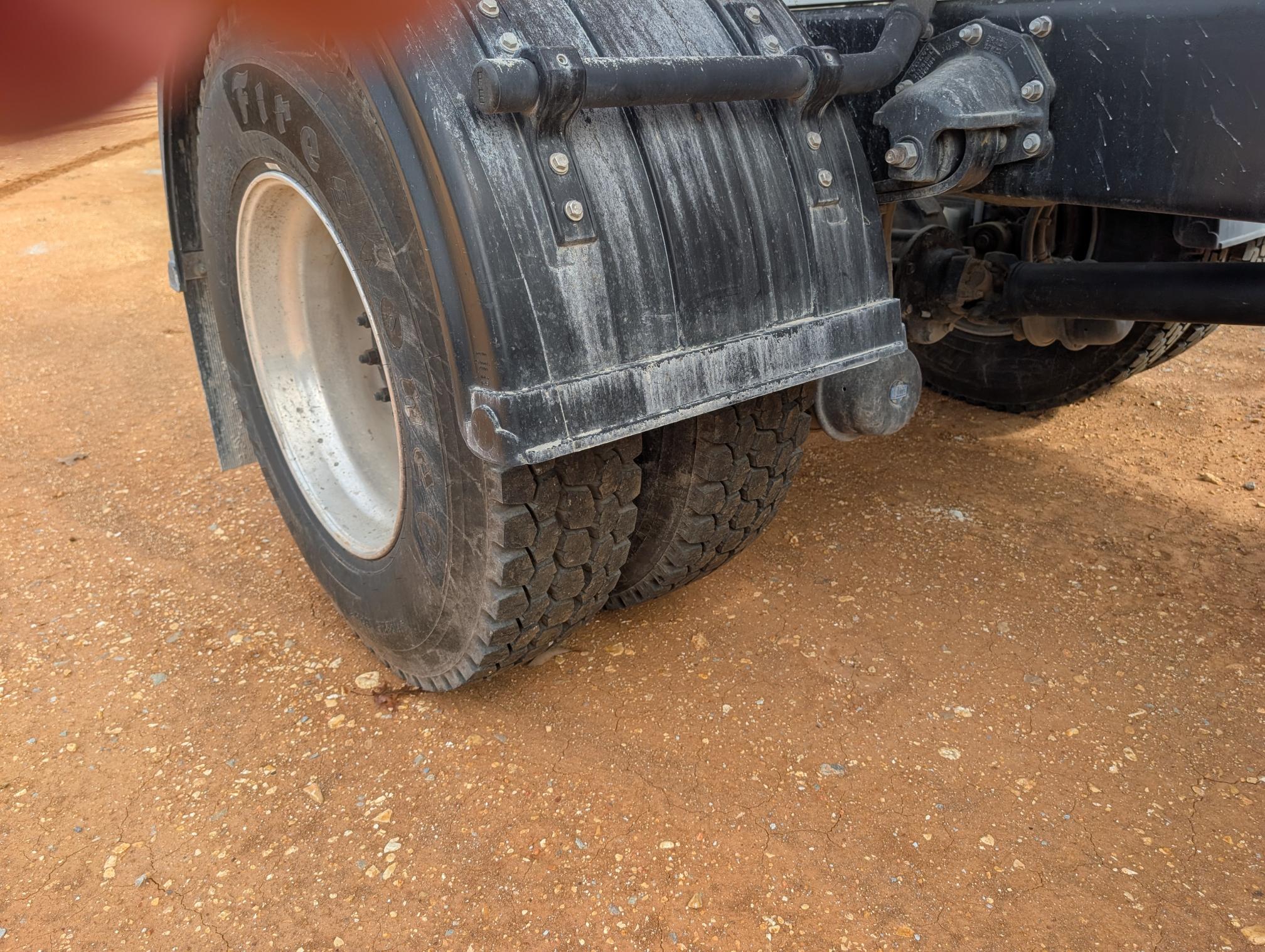 2024 MACK MD 490 - Image 12