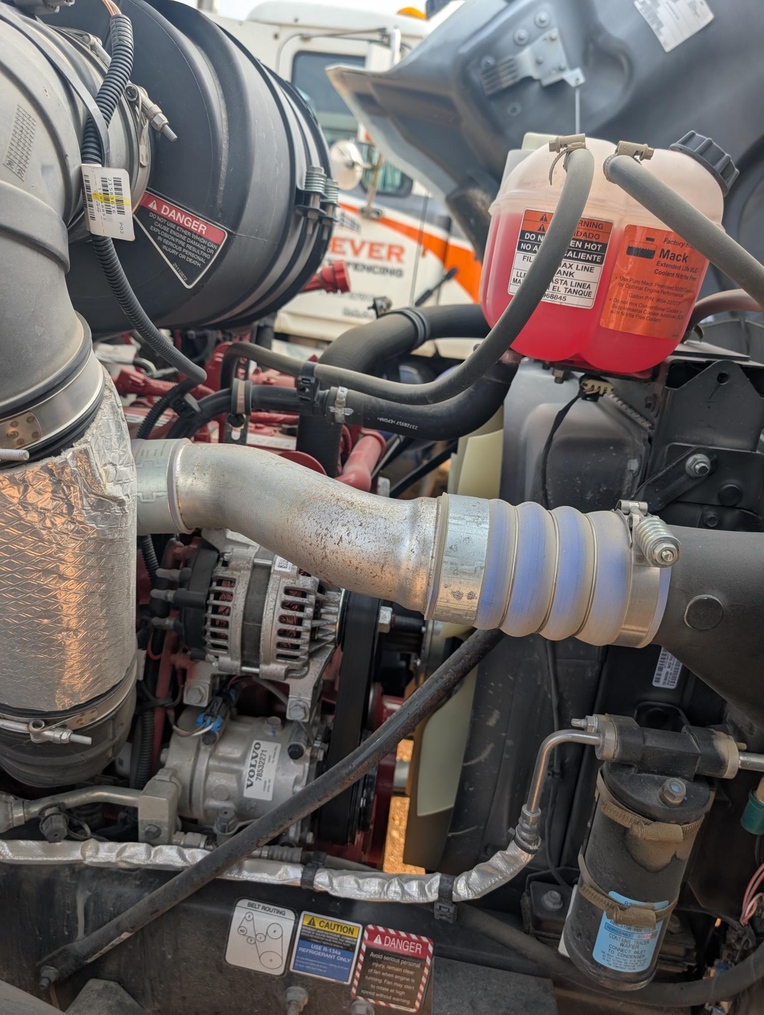 2024 MACK MD 490 - Image 28