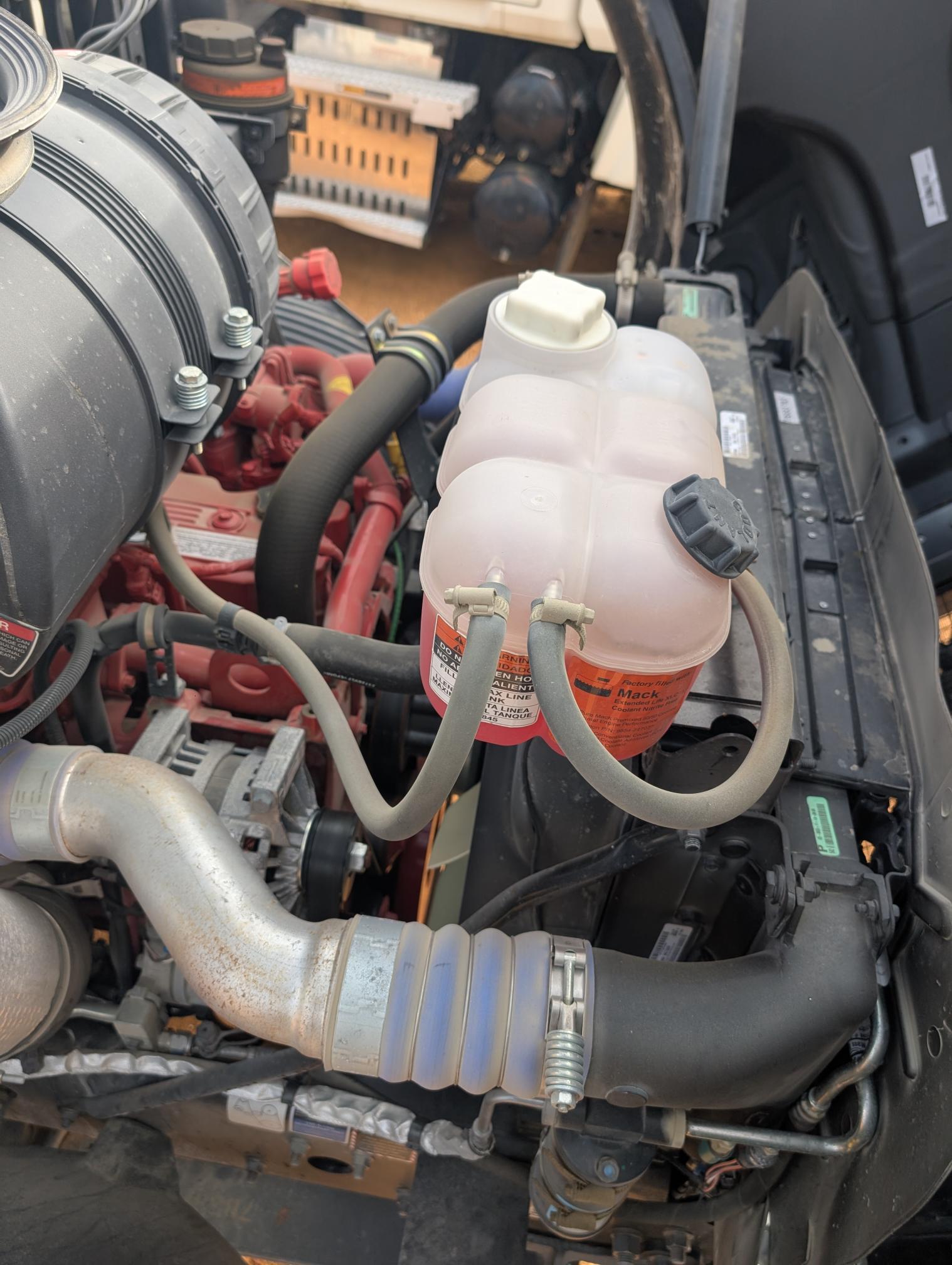 2024 MACK MD 490 - Image 24