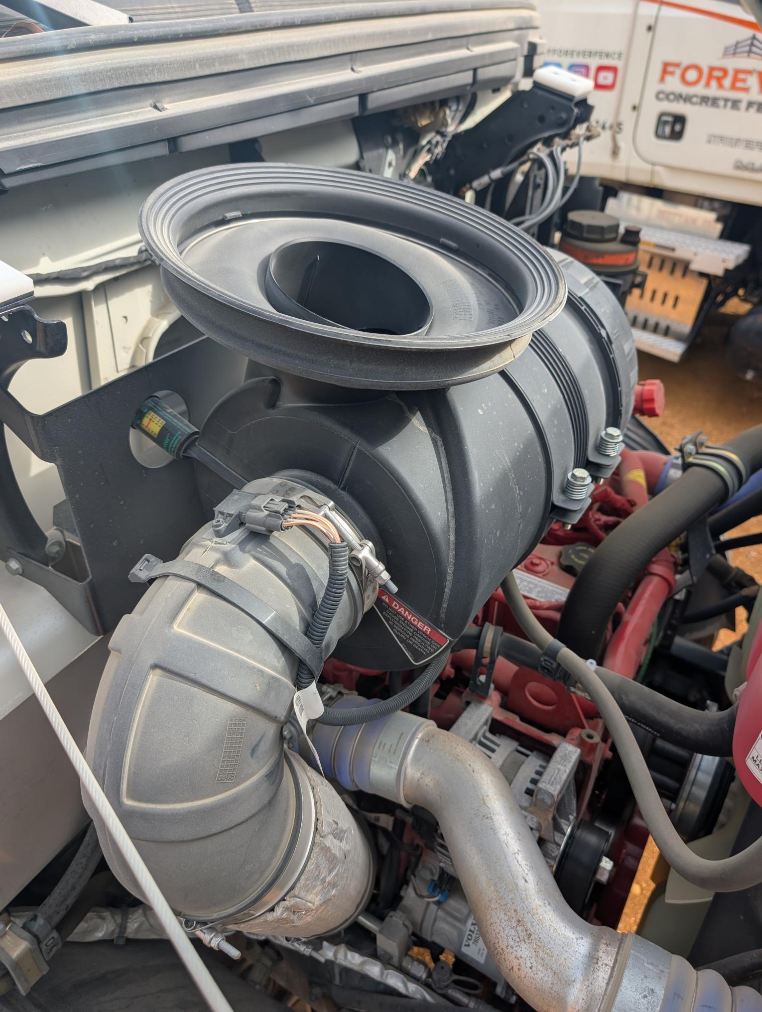 2024 MACK MD 490 - Image 30