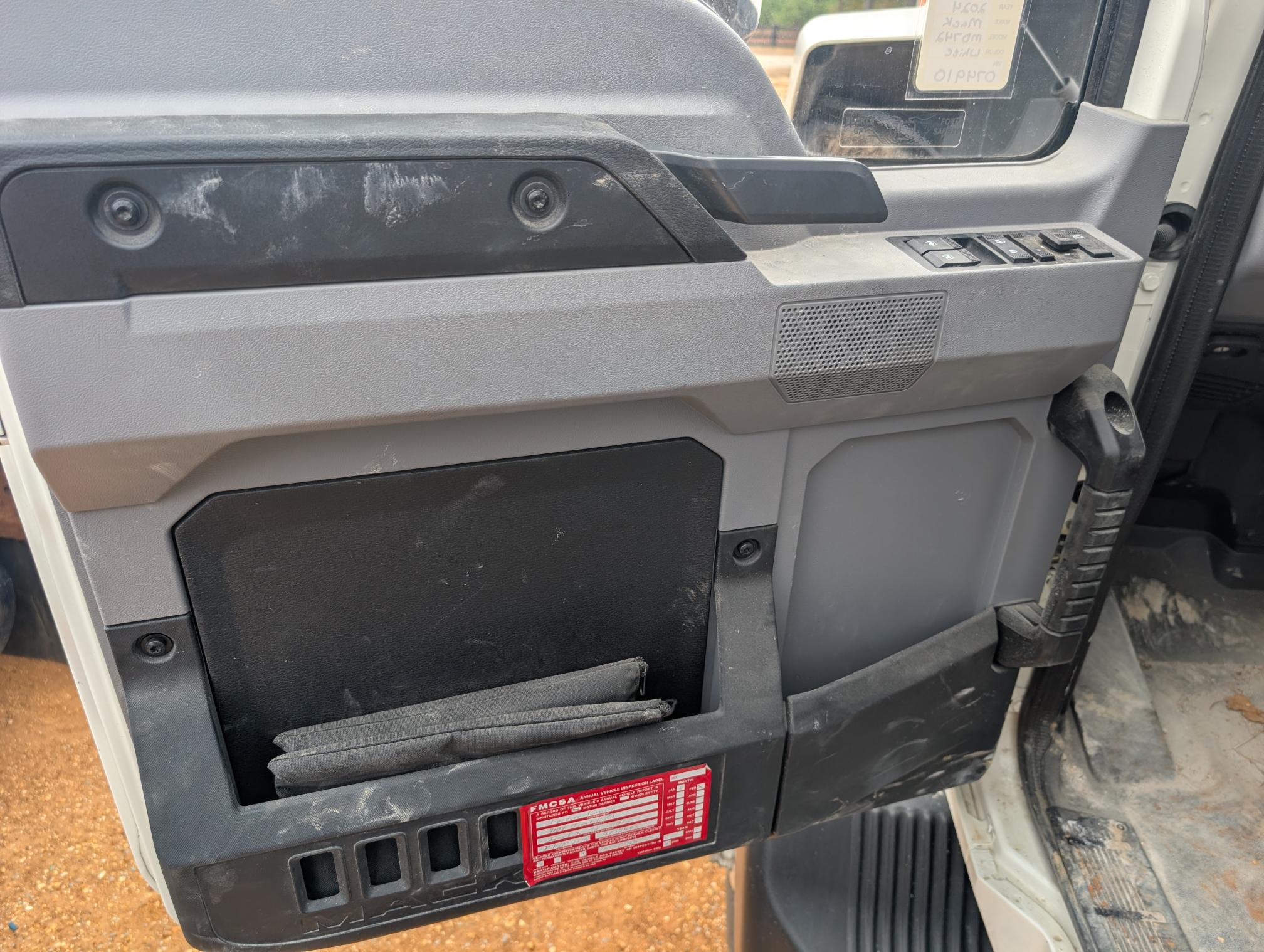 2024 MACK MD 490 - Image 14