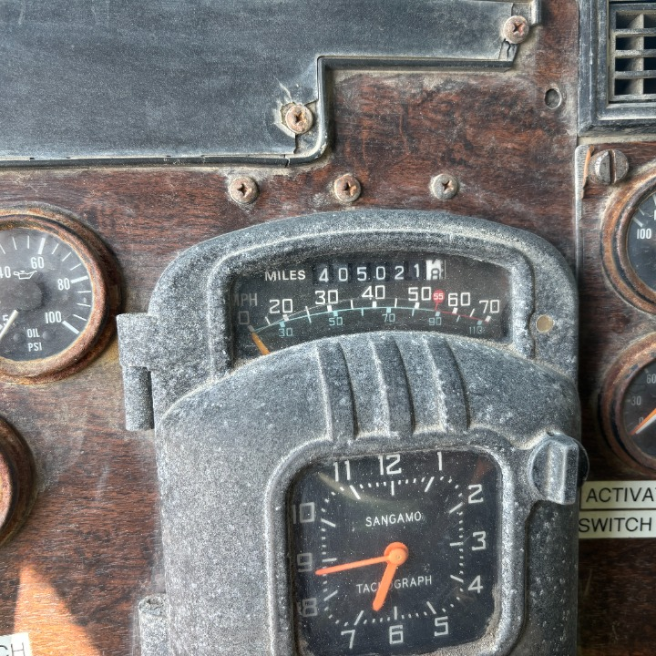 1994 PETERBILT 357 - Image 11