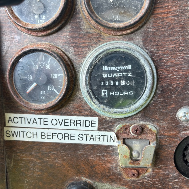 1994 PETERBILT 357 - Image 12