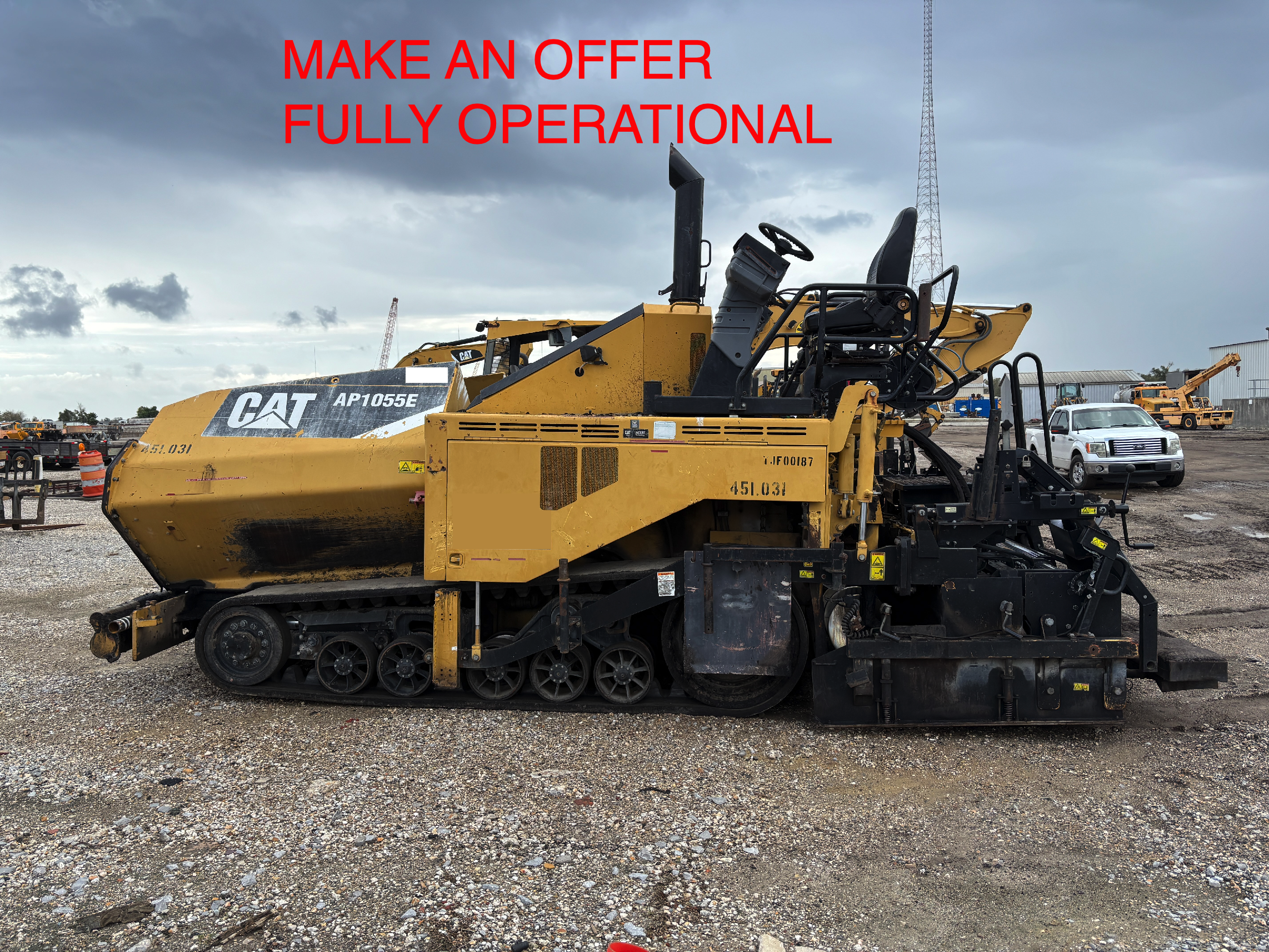 2012 CATERPILLAR AP1055E