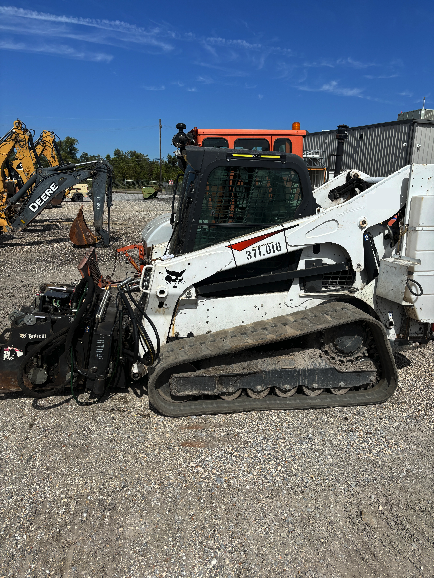 2018 BOBCAT T770 - view 4 of 9