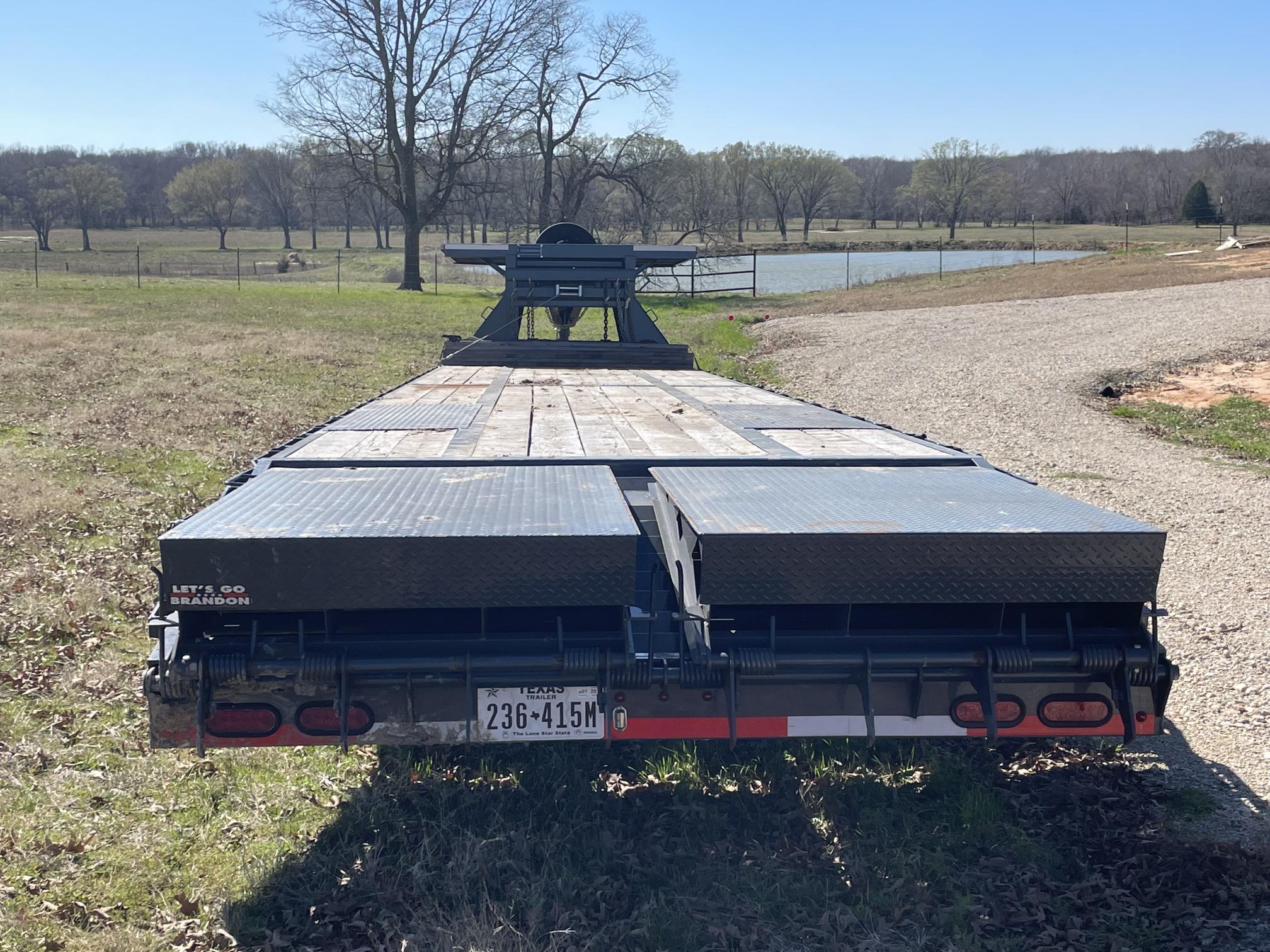 2022 LAMAR 40' x 102 - Image 4