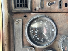 2003 PETERBILT 330 - Image 11