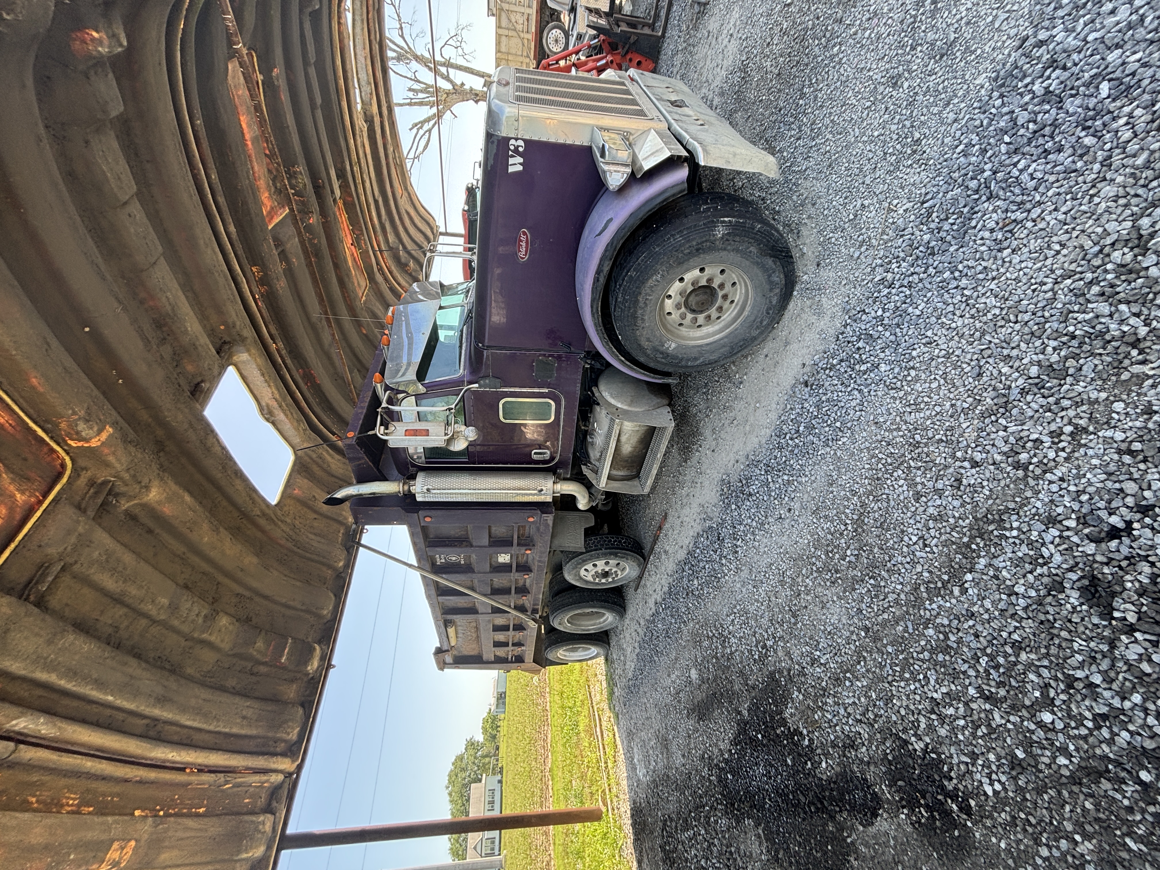 2005 PETERBILT 378 - Image 2