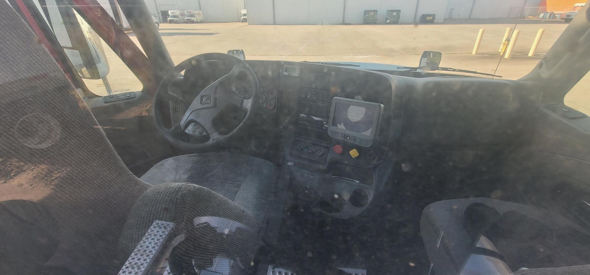 2016 INTERNATIONAL 687 - Image 7