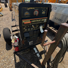 2013 LINCOLN ELECTRIC Vantage 300 - Image 2