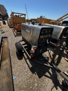 2013 LINCOLN ELECTRIC Vantage 300 - Image 3