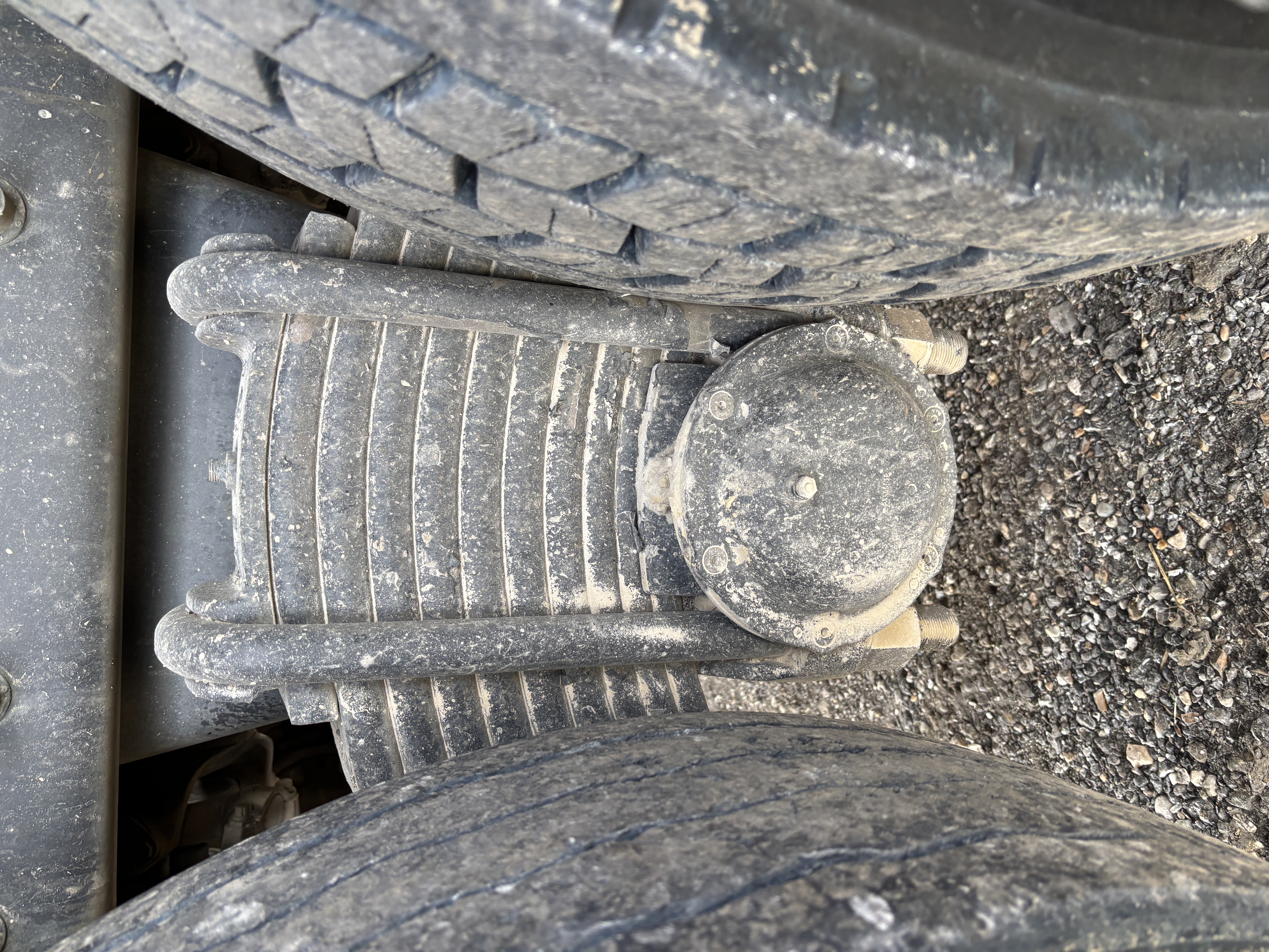 2021 MACK Granite 64FR - Image 19