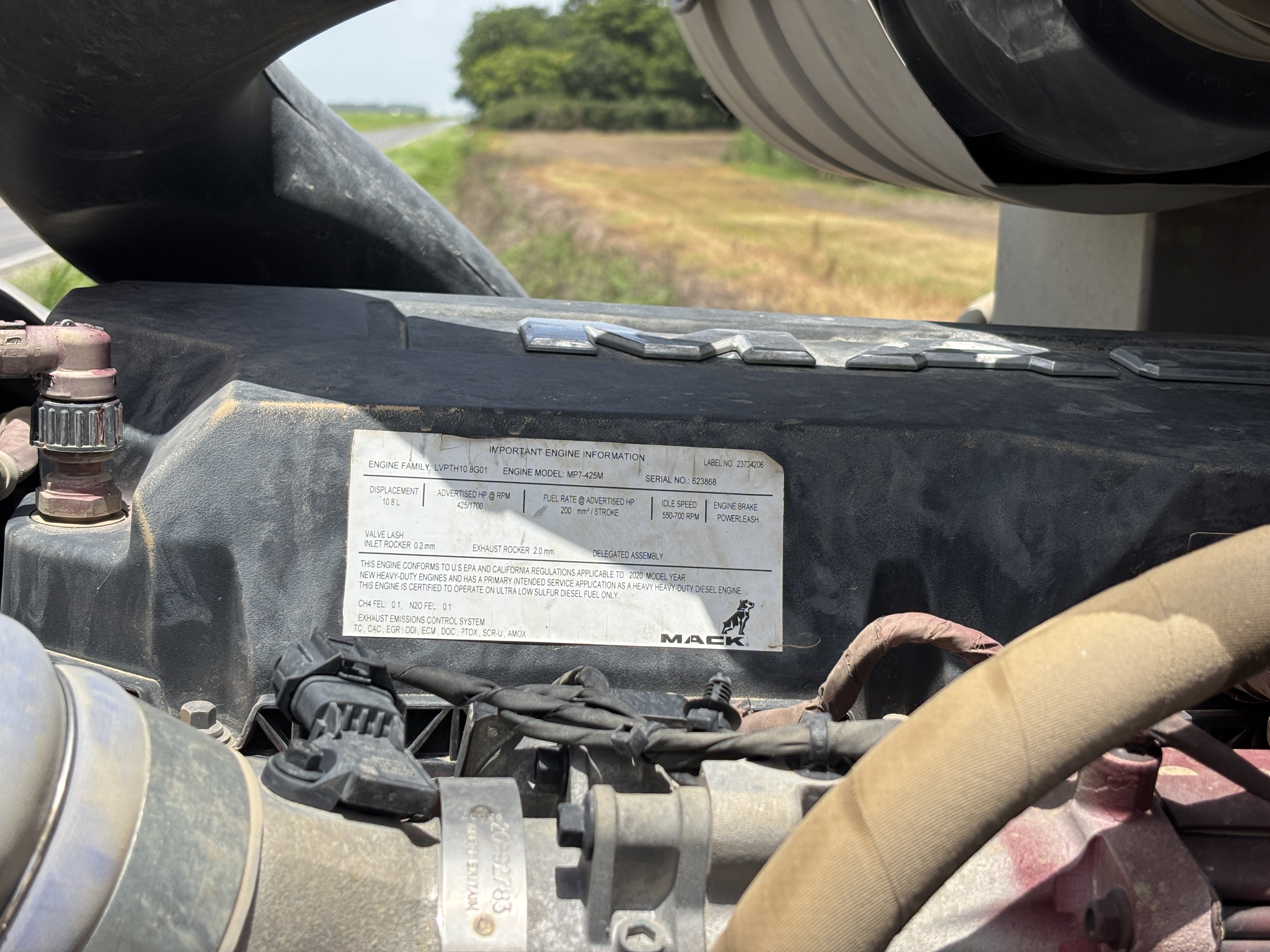 2021 MACK Granite 64FR - Image 22