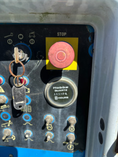 2008 GENIE S60 - Image 8