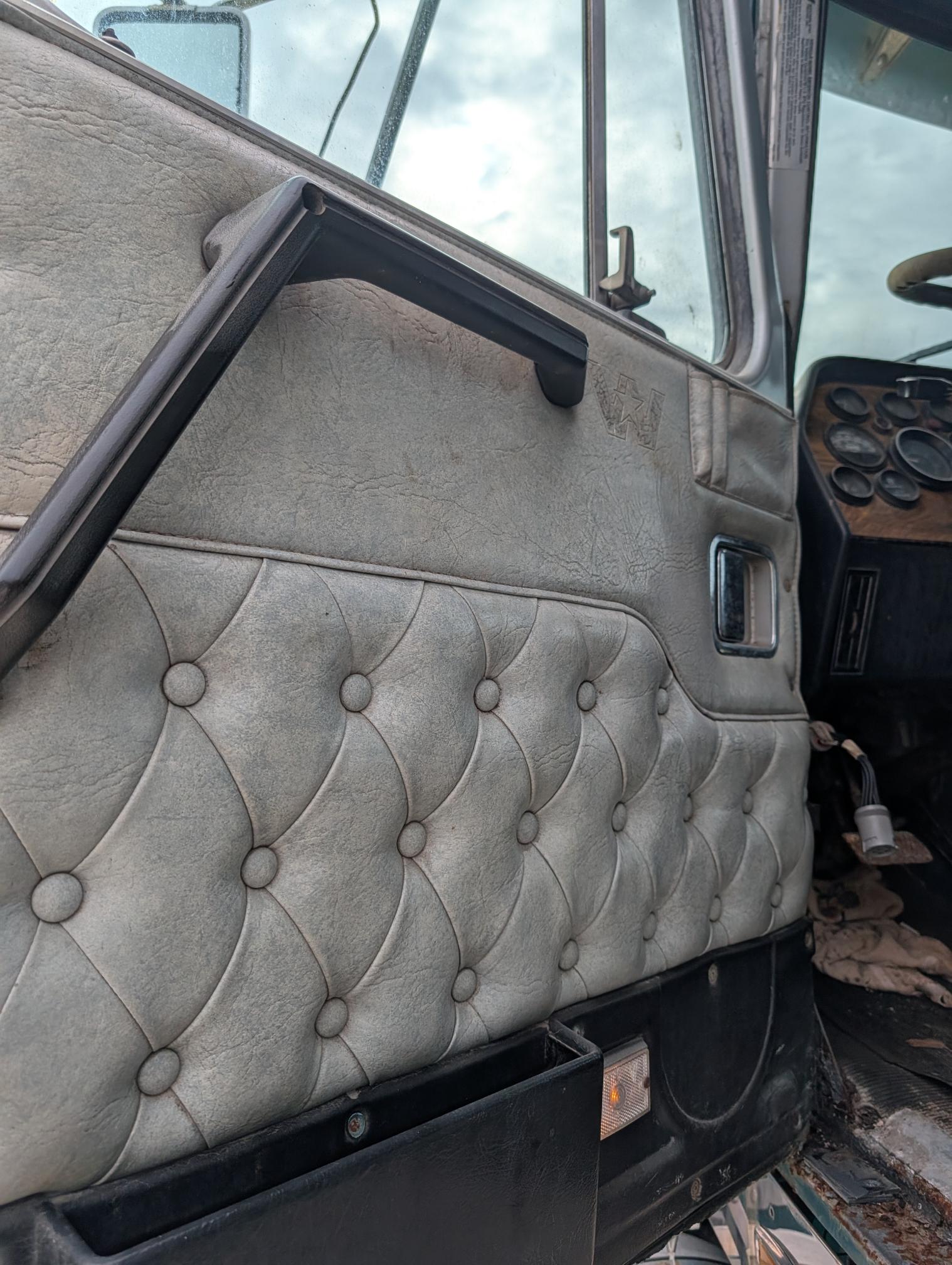 1995 WESTERN STAR 4900 - Image 12