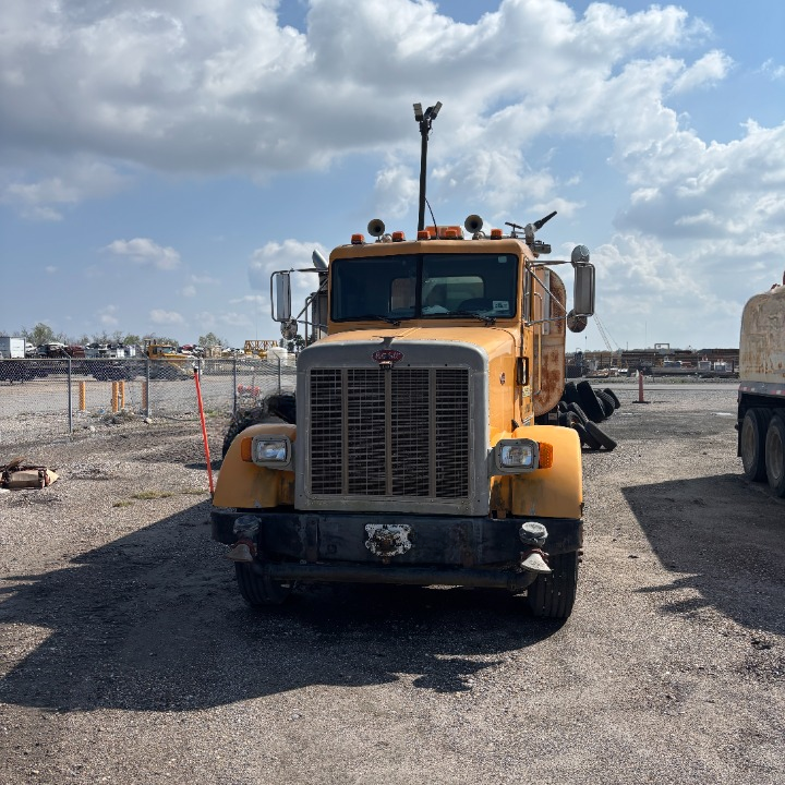 1992 PETERBILT 357 - view 2 of 17