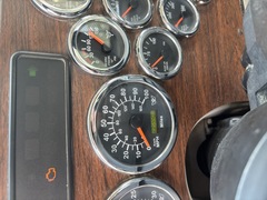 2017 WESTERN STAR 4700 - Image 8