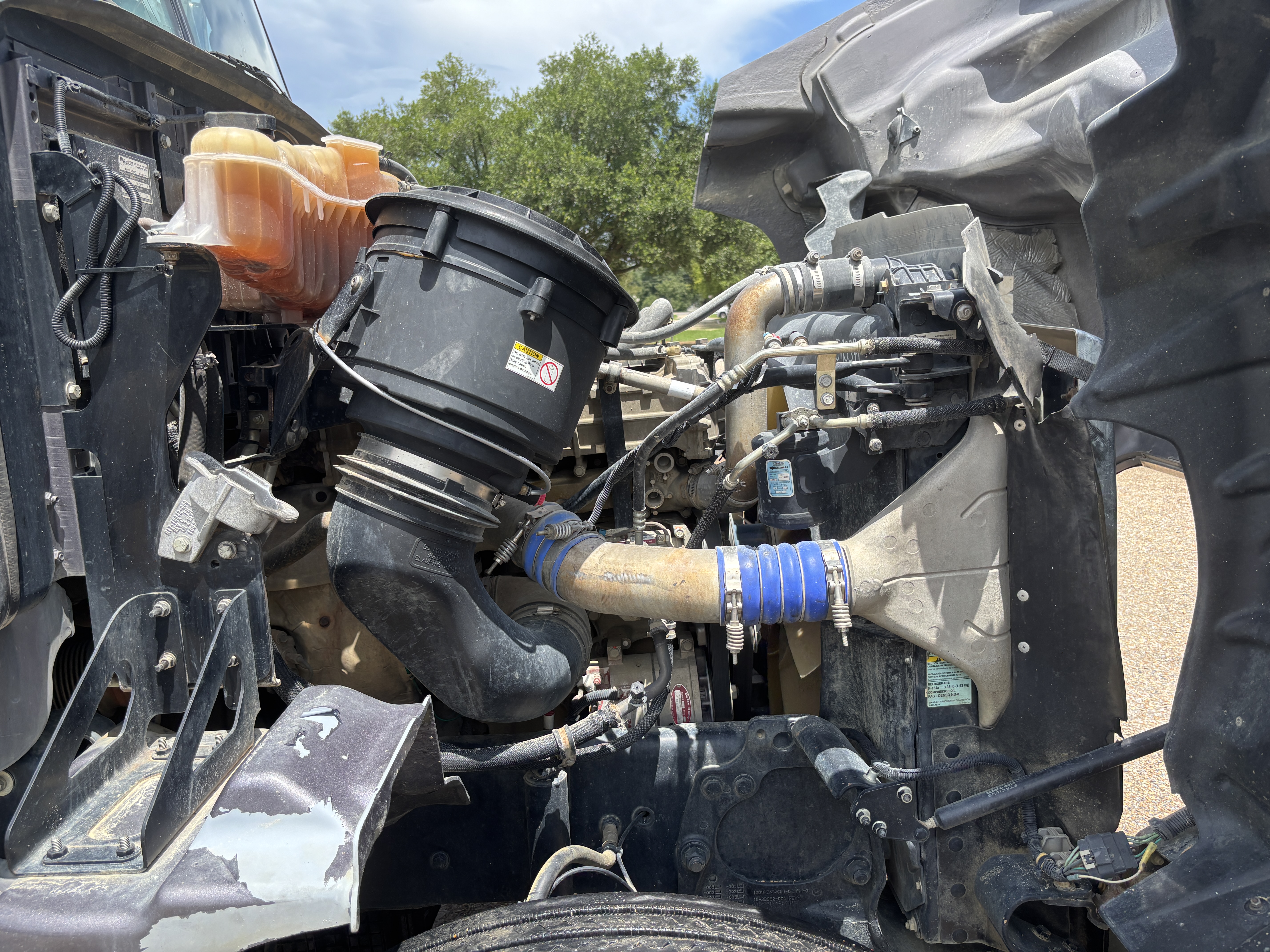 2017 WESTERN STAR 4700 - Image 21