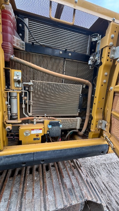 2018 CATERPILLAR 323 - view 19 of 23
